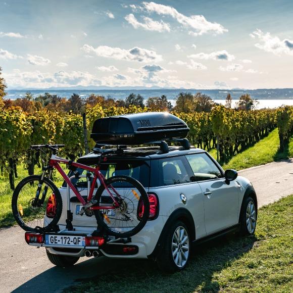 Profitez de notre offre accessoires d’origine MINI et roues complètes