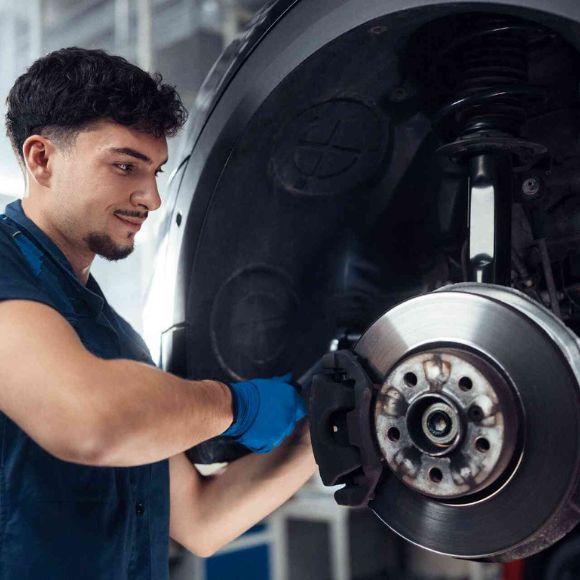 Profitez d'une remise de 35% sur les disques et plaquettes de frein d'Origine MINI.